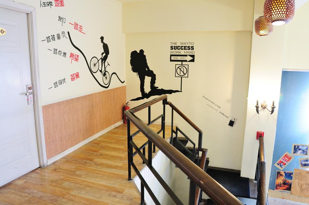 Chengdu Luojiaodian Hostel Exterior photo